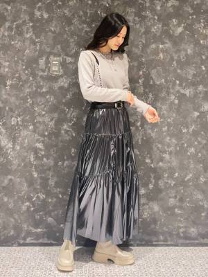 お呼ばれにもOK♡ コーデが一気に華やかになる！【デザインスカート】