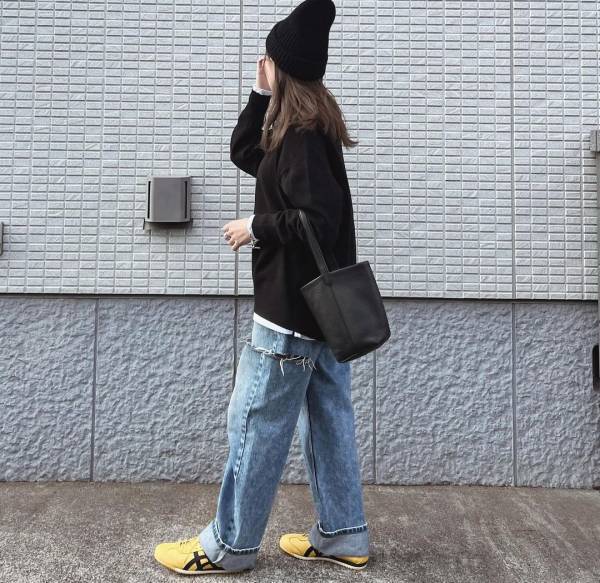 「今年1番好き」「迷っていたら買うべき！」【ユニクロ】『着痩せ』したい人へ！”スムースニット”は「イロチ買い案件です」