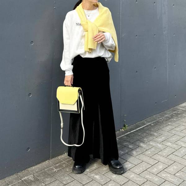 〈冬の地味見えを防ぐ！〉【カラーバッグ】でコーデに彩りを♡