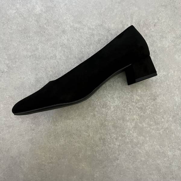 万能パンプスがプチプラ価格でさすが【GU】！！”ローヒール”だから疲れない！毎日履けちゃうパンプス紹介