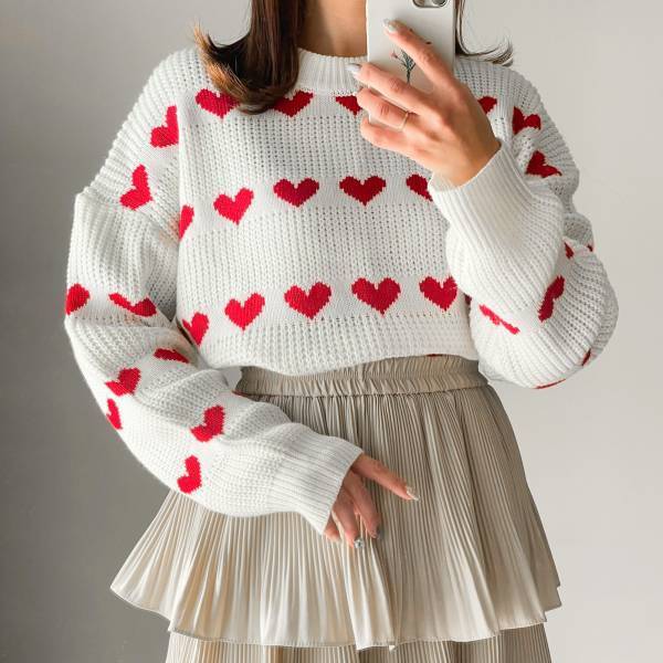 【SHEINの映え確定ニット】バレンタインはこれで決まり！全面ハートづくしで、可愛さ満点♡