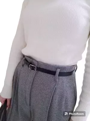 【ユニクロ】「雰囲気一変！」上質な“レザーベルト”でワンランク上の着こなしを♡