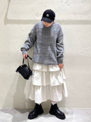 どんな系統にも合わせやすいって最高！《色んなシーンで活躍期待♡》「フリルスカート」