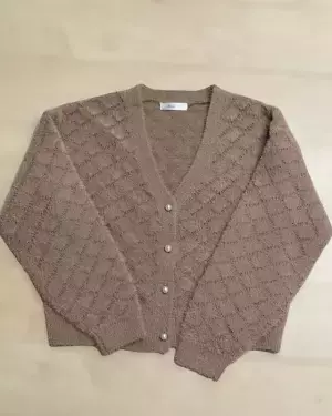 優秀アイテム発見！？【しまむら】「ふんわり柔らかい肌触りが特徴♡」プチプラ“カーディガン”2選