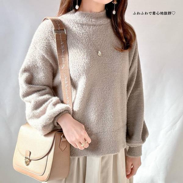 ＜思わずイロチ買い＞「コスパの素晴らしさ」に感動！【しまむら】「着心地抜群♡」“ふわふわニット”紹介