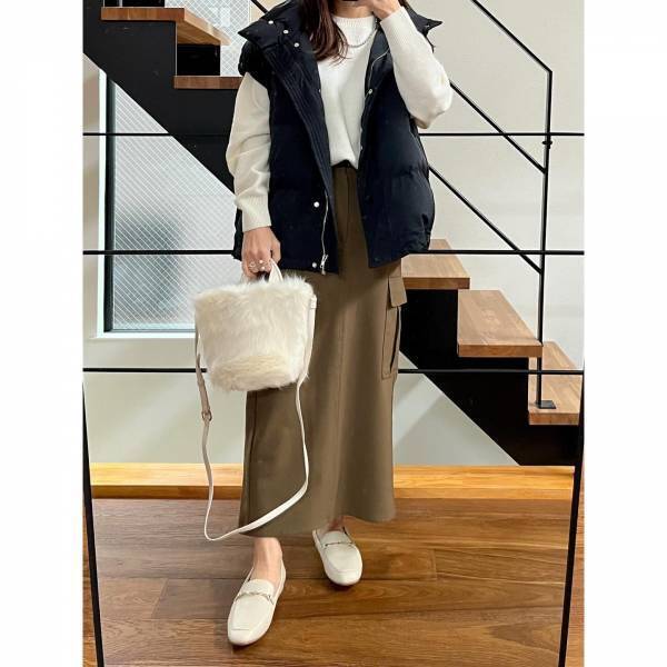 やっぱ『ホワイト』可愛い♡【ユニクロ】ユニ女も「めちゃくちゃ着てる」♡「優秀セーター」