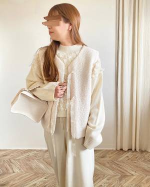 淡色女子さん必見！”コラボ商品”やっぱ可愛い♡【しまむら】の淡い白色♡ニット2選