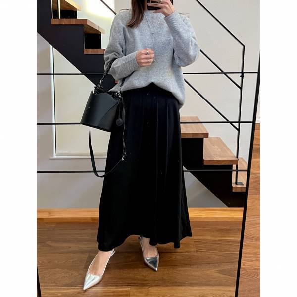 「楽天で購入できる」「オールシーズン使える」【SEU】の”フレアスカート”で着回しコーデ紹介