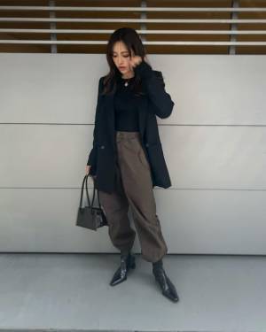 「神シルエット」なのに「ストレスフリー」！！【ユニクロ】”どタイプなボトムス”要チェック♡