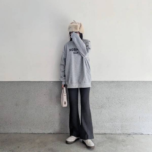 ＜圧倒的スタイルアップ！＞やっぱり【フレアパンツ】って優秀♡