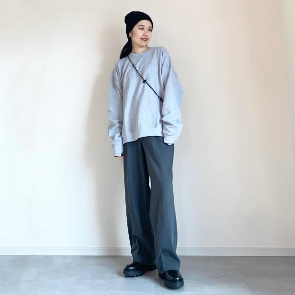 冬こそ「グレー」が映える！ 春になる前に試したい！【最旬グレーコーデ】