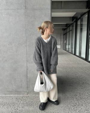 冬こそ「グレー」が映える！ 春になる前に試したい！【最旬グレーコーデ】