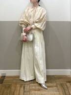 『リボンタイ』で上品に♡ オンオフ問わず大活躍！ 抑えておきたい【春ブラウス】