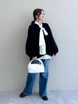 『リボンタイ』で上品に♡ オンオフ問わず大活躍！ 抑えておきたい【春ブラウス】