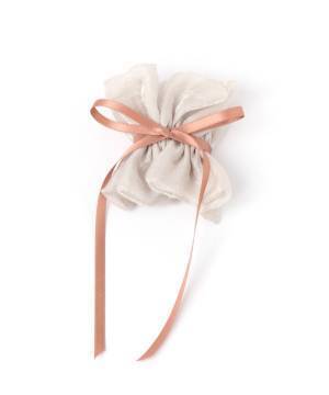 ほんのり甘さをプラス♡【グローバルワーク】ベーシックだけど可愛い「クシュクシュ小物」