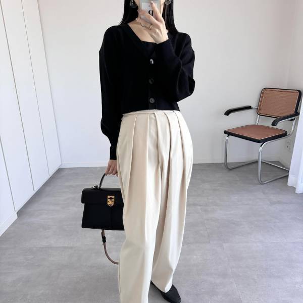 何枚でも欲しいッ！！【GU】季節の変わり目に重宝♡「高見えカーディガン」