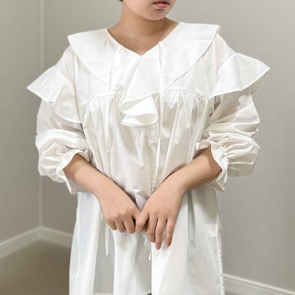 《限定商品》だからなくなる前に急げ～～！！【アベイル】「自由自在」に着回せる”フリルブラウス”は「活躍」すること間違いなしっ！！