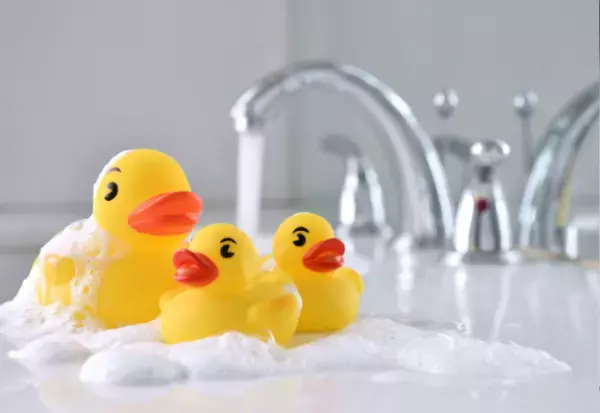 期間限定で『友人が居候する』ことに。快く招き入れたが…⇒後日“水道代の請求書”が届き、その内容に青ざめた…