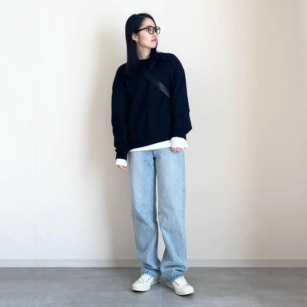 やっぱ『白』最強だわぁ♡【ユニクロ】1枚でも重ね着でも使える「万能ロンT」