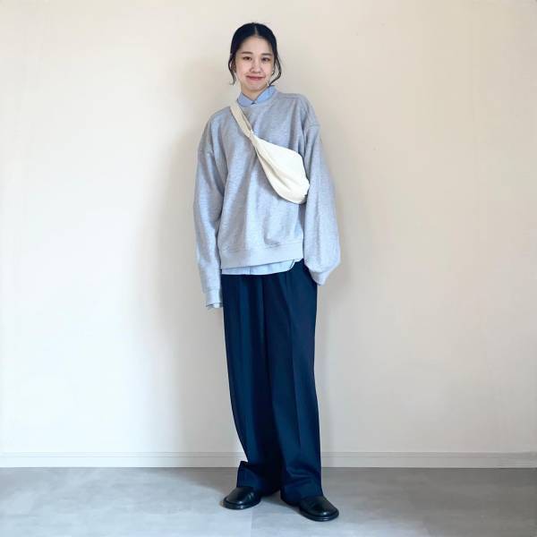 両手が使えるっていい！【ユニクロ】お散歩にもぴったり♡「ショルダーバッグ」