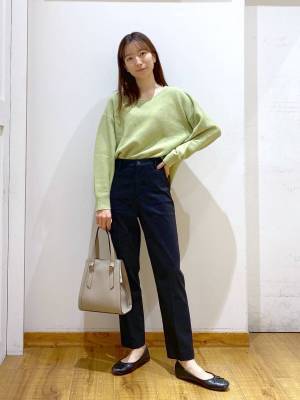 どんな骨格でもキレイ！？【グローバルワーク】春コーデにぴったり♡「カラーニット」