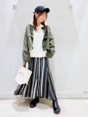 羽織るだけでトレンド感♡【グローバルワーク】春の羽織におすすめ！「ミリタリーブルゾン」