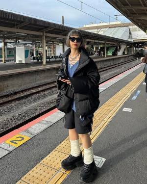 真似するだけで上級者見え？！おしゃれさんに学ぶ！【靴下コーデ術】