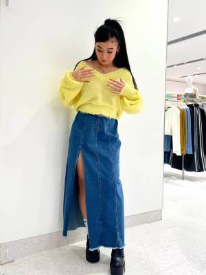 春先まで使える！【FOREVER21】ゆるっと感が可愛い♡「Vネックニット」