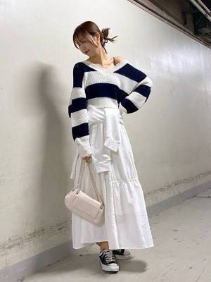 春先まで使える！【FOREVER21】ゆるっと感が可愛い♡「Vネックニット」