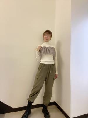 「1つで何通りものアレンジ」「かなり着回せる」【GRL】まさに「神アイテム」な”チュールケープ”がスゴすぎた！