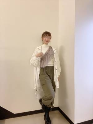 「1つで何通りものアレンジ」「かなり着回せる」【GRL】まさに「神アイテム」な”チュールケープ”がスゴすぎた！