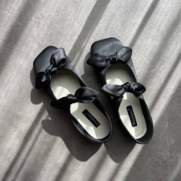 ＜今年のトレンド先取り！？＞【フラットシューズ】が優秀♡