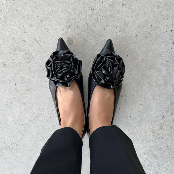 ＜今年のトレンド先取り！？＞【フラットシューズ】が優秀♡