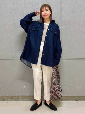 今季、大活躍間違いなし！【グローバルワーク】羽織にもトップスにも使える♡「デニムシャツ」