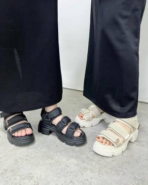 こりゃ見逃せんッ！！【しまむら】完売前にGETしたい♡「高見えサンダル」