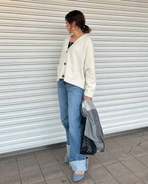 こりゃ可愛い♡【ユニクロ】春に向けて買い足すならコレ！「シンプルカーデ」