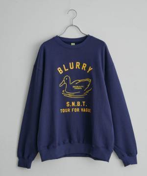 韓国の人気ブランドが登場♡【VIS】春コーデの主役にしたい「ロゴスウェット」