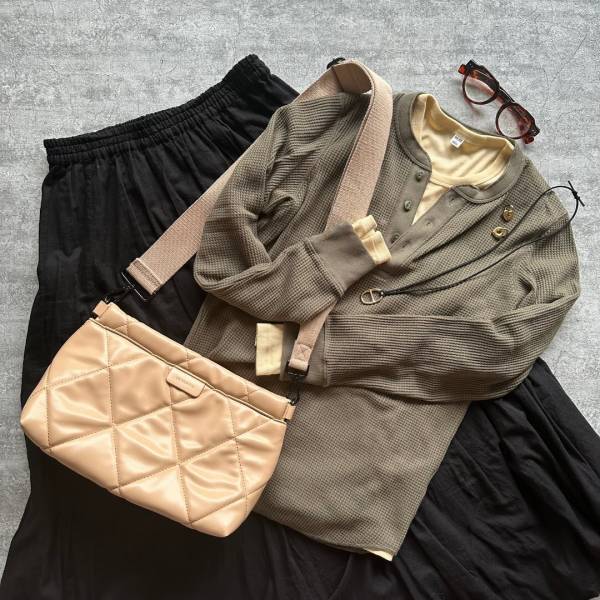 「買ってまじで良かった」【ユニクロ】ゆる華奢が叶う♡「優勝ワッフルＴ」