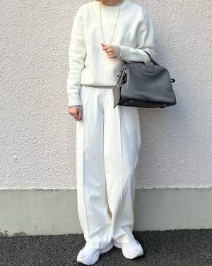 やっぱ春は『ホワイト』がいい♡【ユニクロ】行ったら絶対見て！「おすすめアイテム」