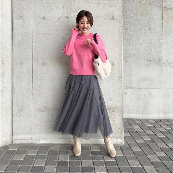 NEXTトレンドは？【2024春夏】一気に春っぽ♡「ピンクトップス」に注目！