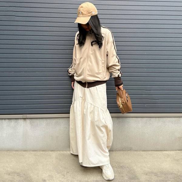 「流行りまくってる」！！この春も大活躍しかない「トレンド中」【WEGO】の”トラックジャケット”