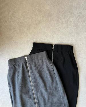 「買ってよかった」「出会えた時の感動ったらやばい」【GU】「シルエットも履き心地も最高」な”ナロースカート”を紹介