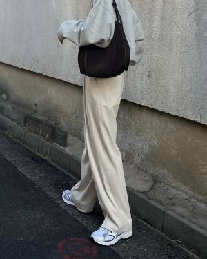 「最高なの！」「買わずにはいられません…」【ユニクロ】「優秀すぎる」”タックワイドパンツ”は「持ってない人要チェック」