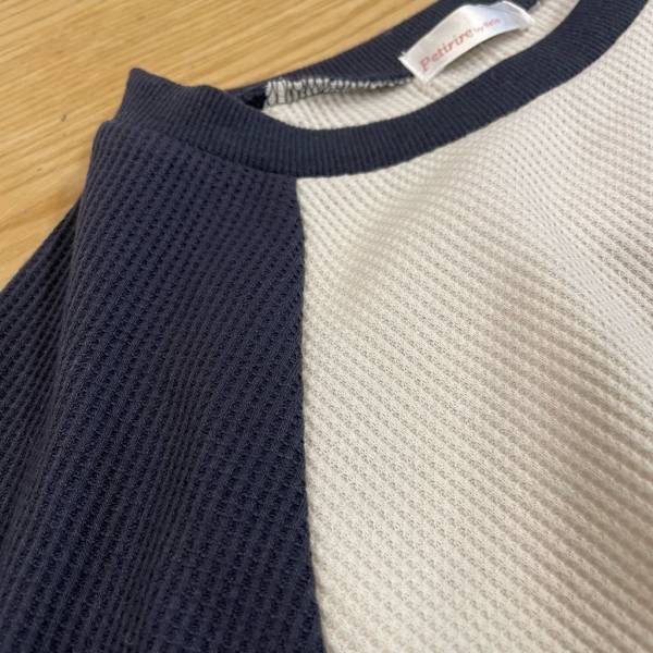 〈完売前に急いでェーー！！〉今期「ジワジワ人気の」ア・レ！が【しまむら】価格で買えちゃう！？着回し無限大の”神トップス”が可愛すぎた♡