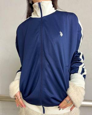 「お揃い」で着ても可愛い♡【WEGO】の「万能すぎる」”神トラックジャケット”買って損なし！