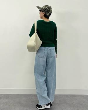 「穿いた瞬間からスッキリ」！？【ユニクロ】の着痩せ“ボトムス”が優秀すぎる♡「後ろのシルエットも美」