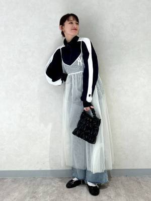 【スポーティ × 可愛い】が旬♡ 真似したいおしゃれコーデ！