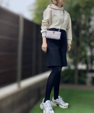 《膝丈なのが絶妙♡》「脚が出すぎない」！【パシオス】の”ハーフボトムス”着回しコーデ3選