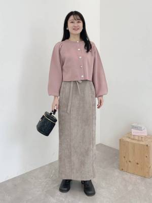 ほんのりピンクで大人可愛く♡ ヘルシーに着こなしたい【春っぽコーデ】