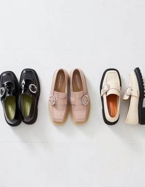 ガーリーに履きこなせる♡【厚底シューズ】